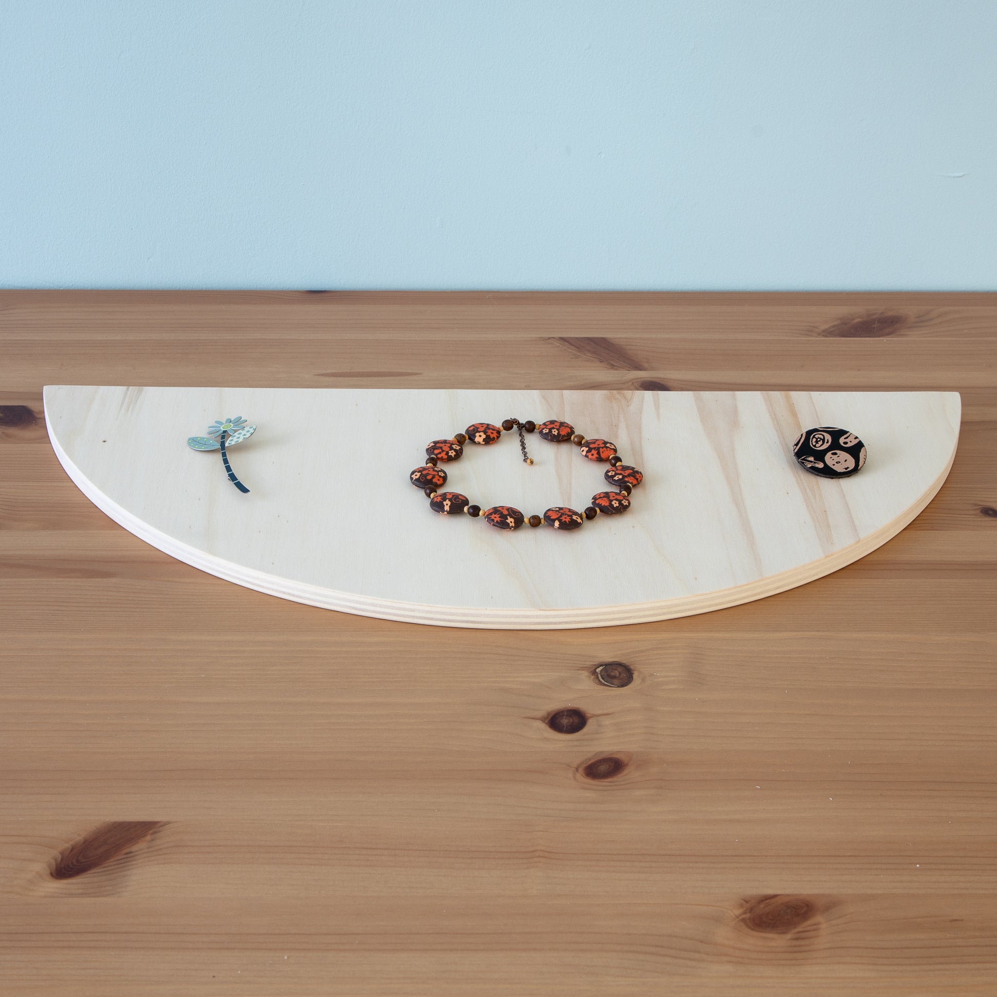 semi circle display stand