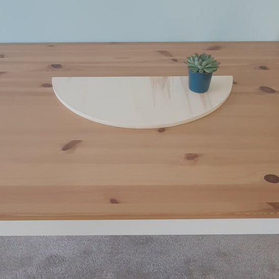 semi circular display stand